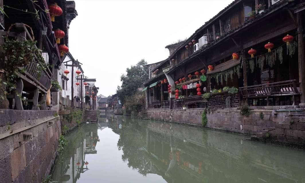 千县万品助农计划暨国华数字化转型荣耀盛典举行